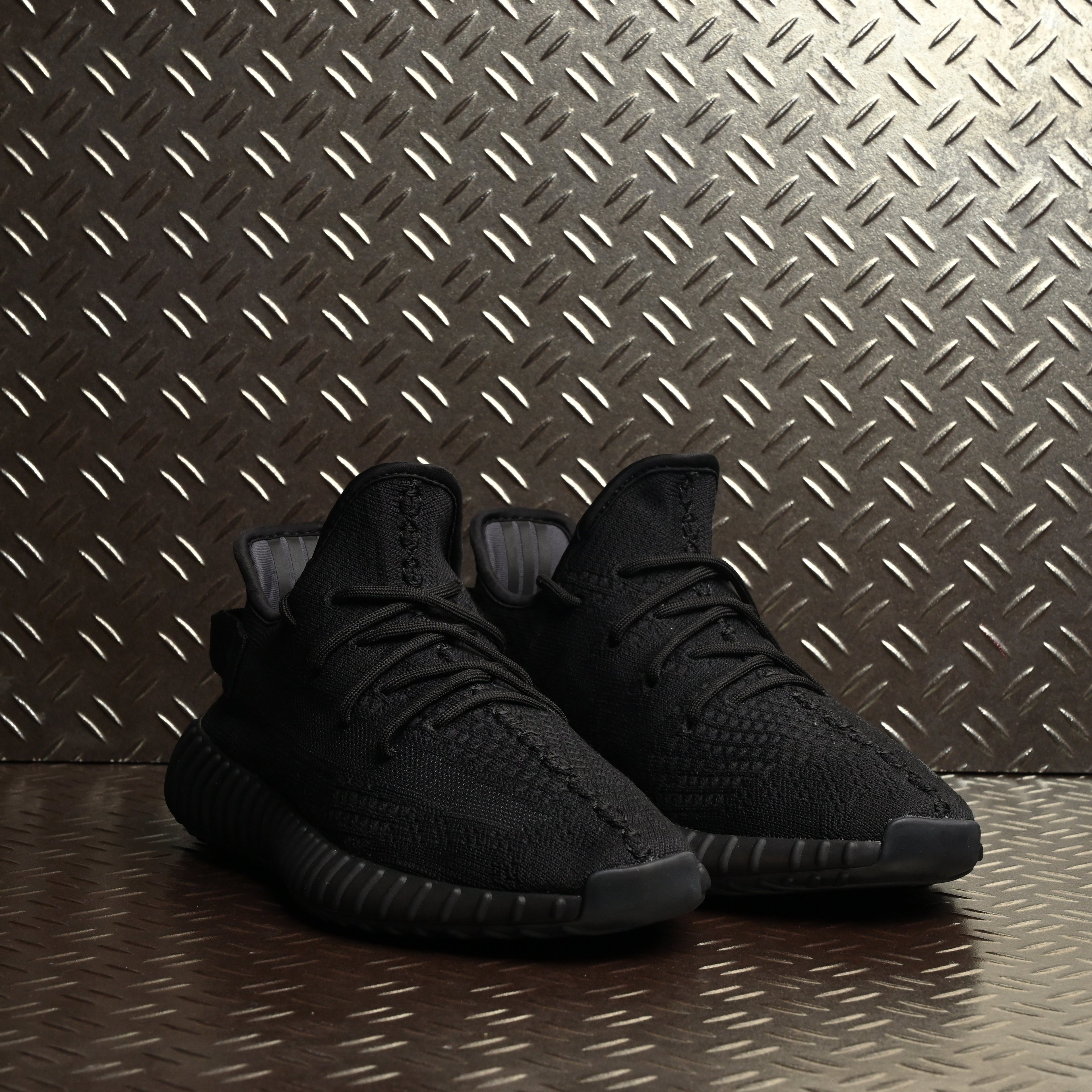 Adidas Yeezy Boost 350 Black