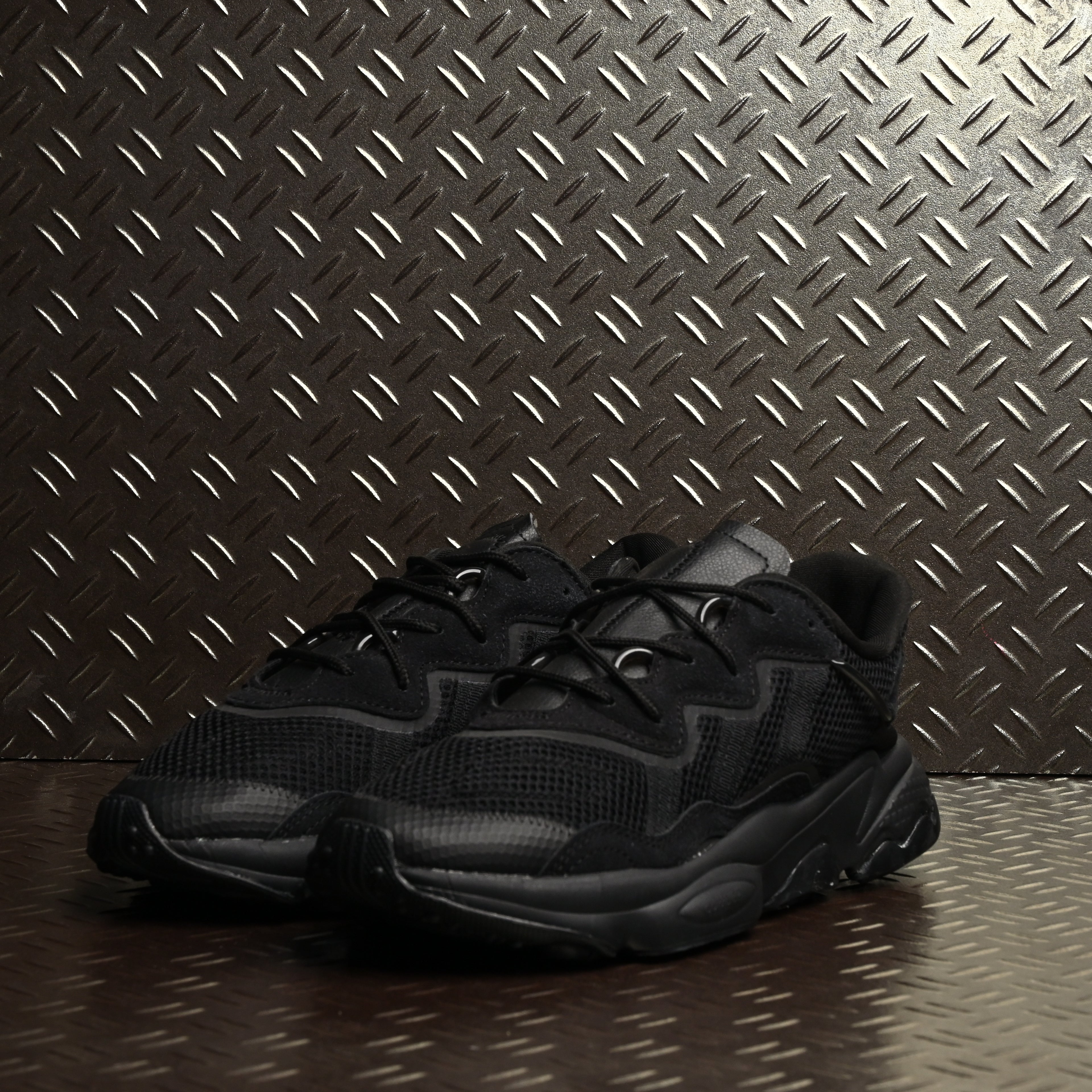 Adidas Ozweego Black