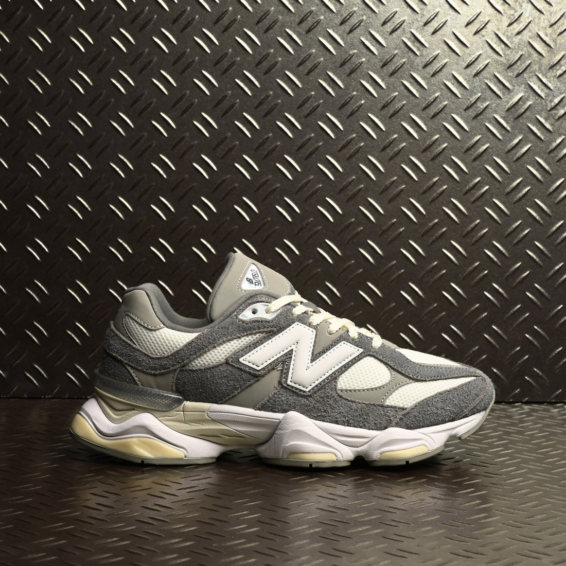 New Balance 9060&