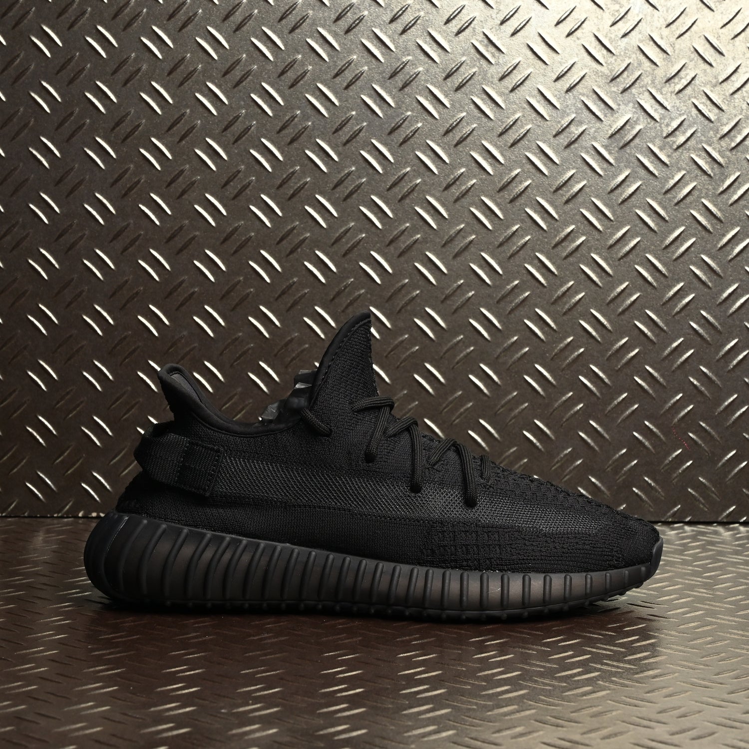 Adidas Yeezy Boost 350 Black