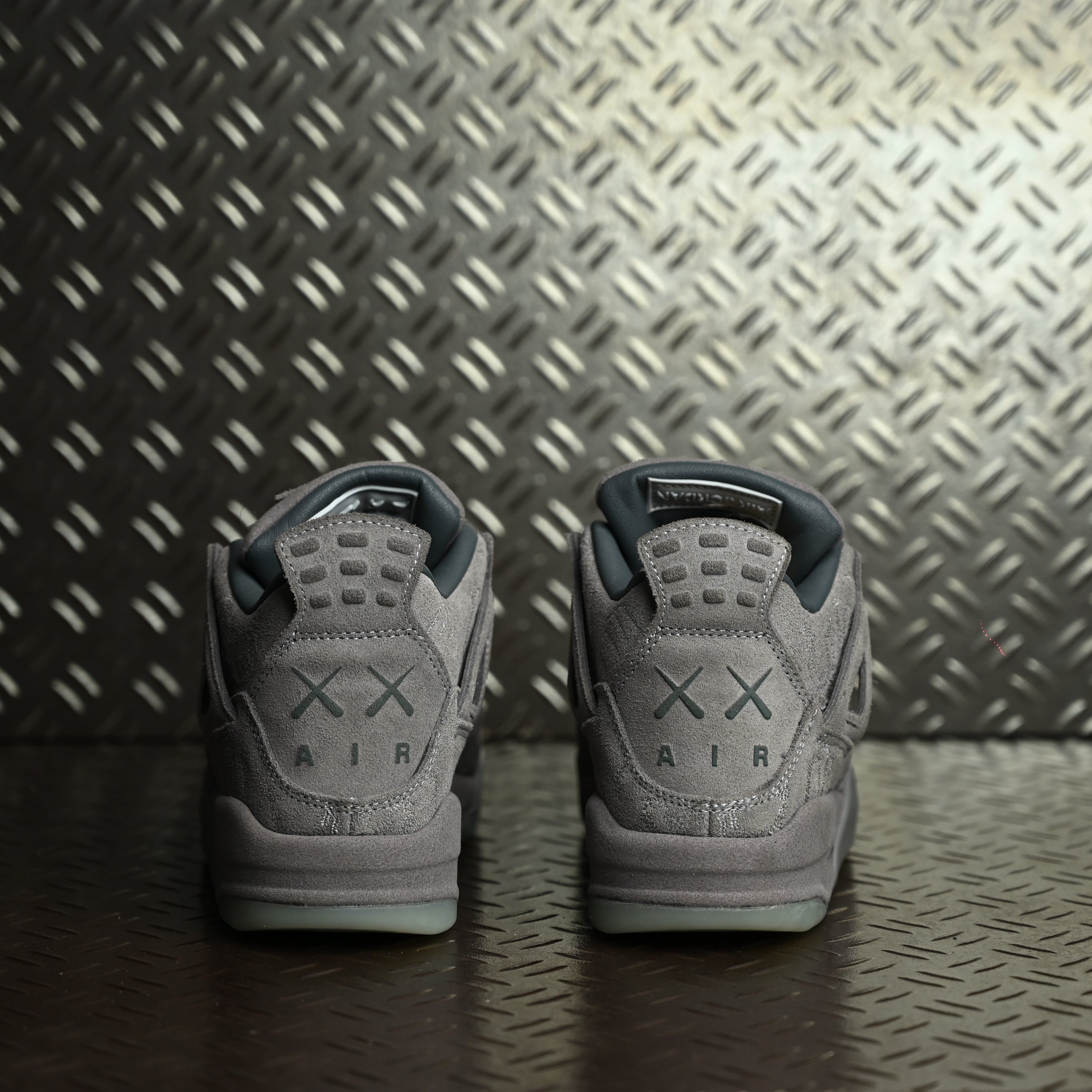 Air Jordan 4 Kaws