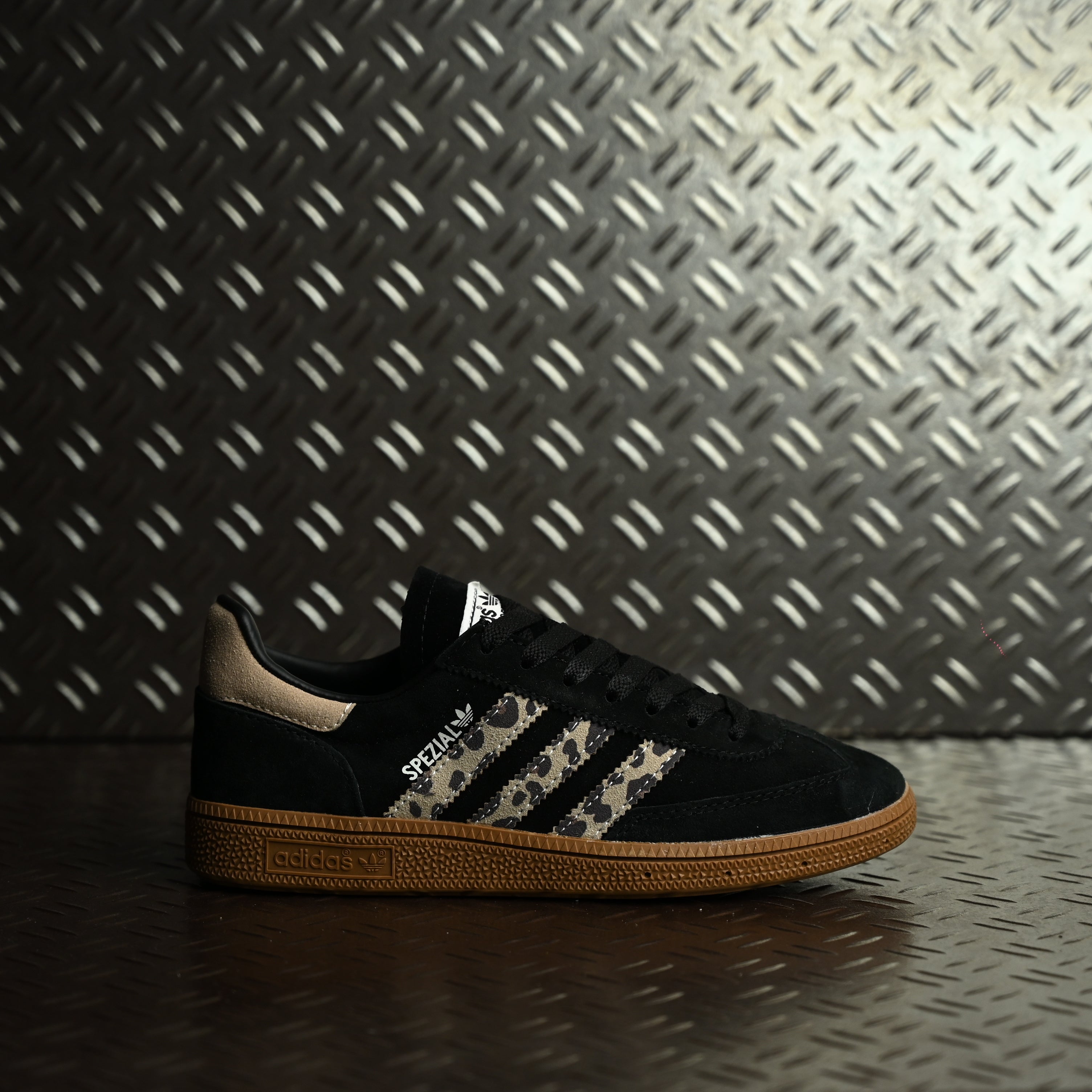 Adidas Spezial Black