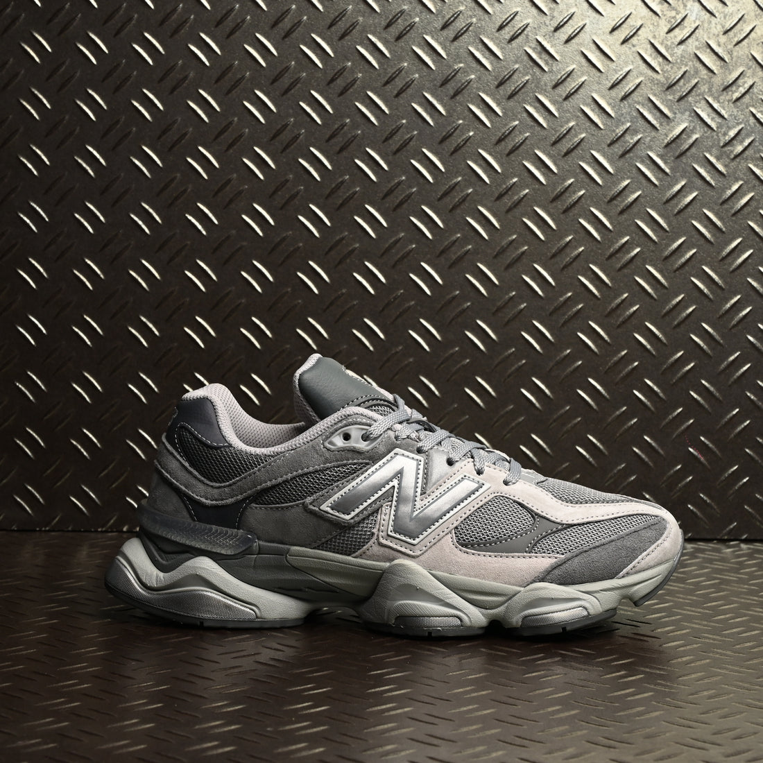 New Balance 9060&