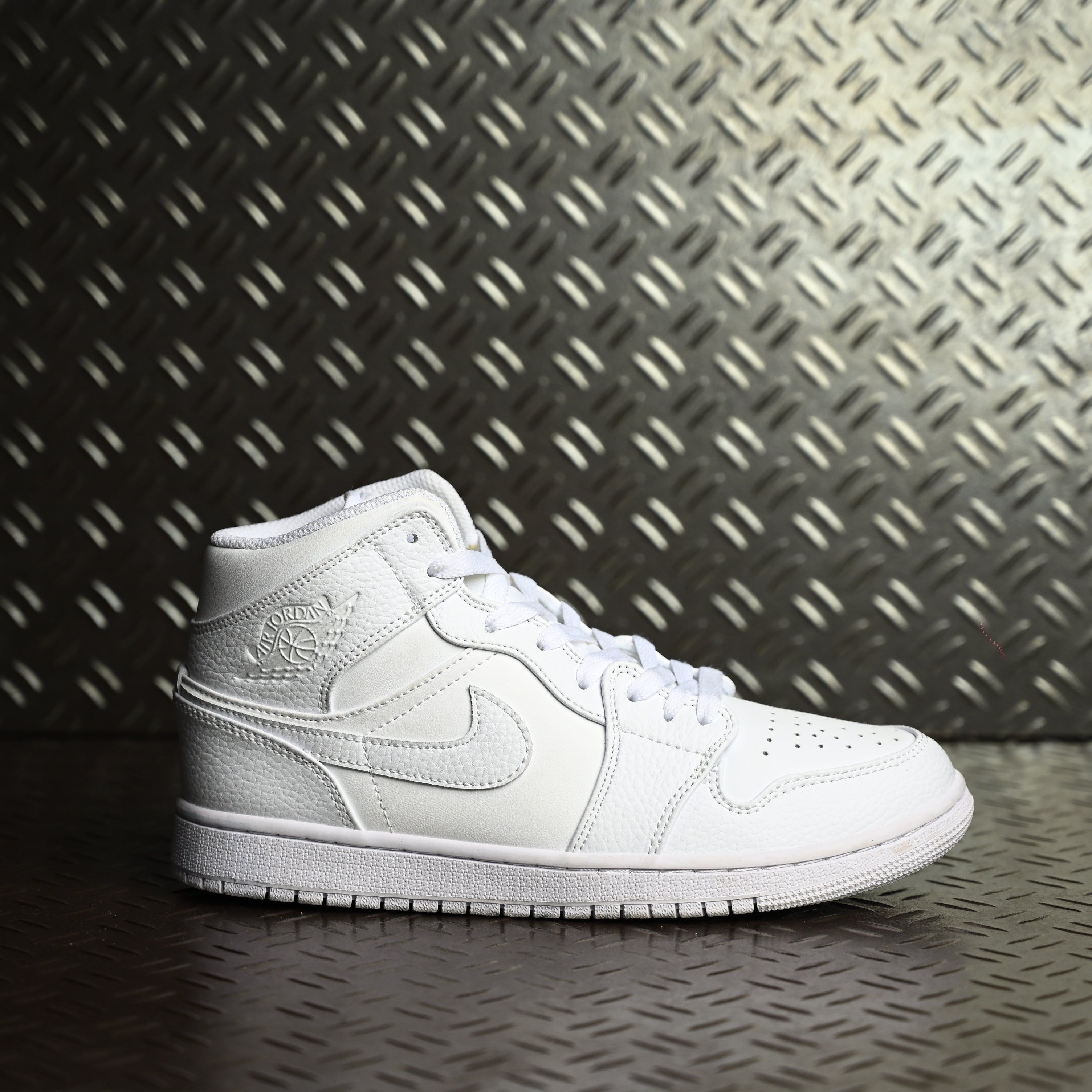 Air Jordan 1 Mid White