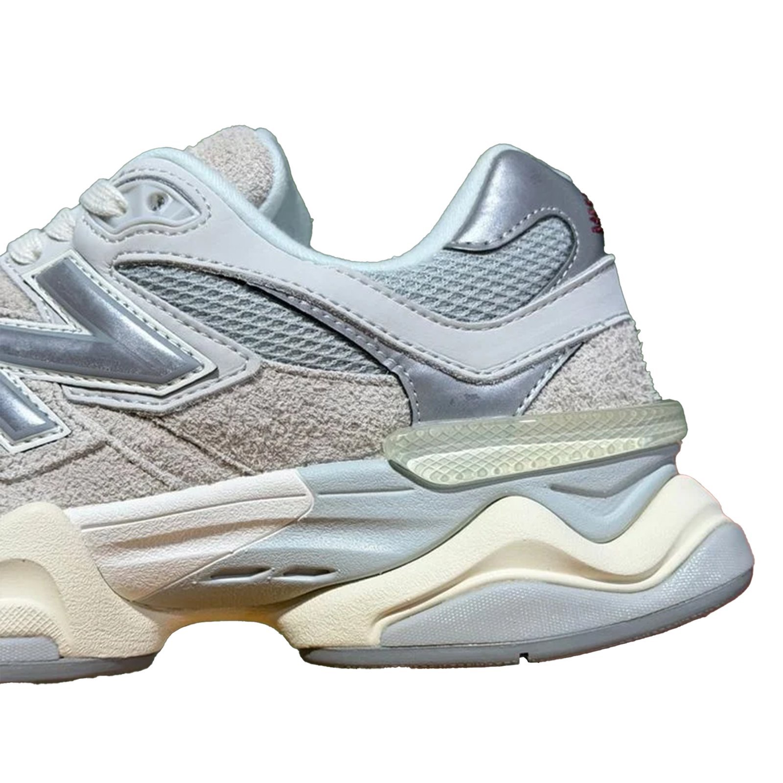 New Balance 9060 Sea Salt