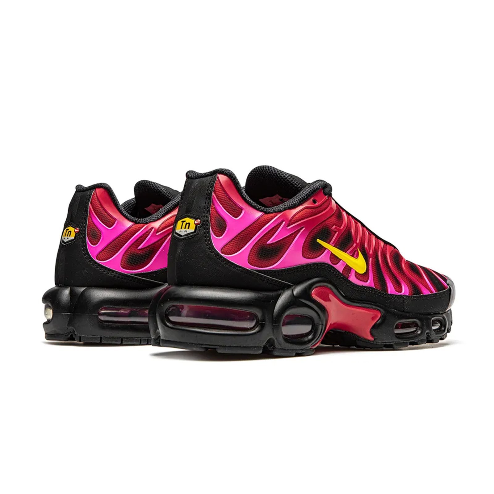 Nike Air Max Plus TN x Supreme Fire Pink